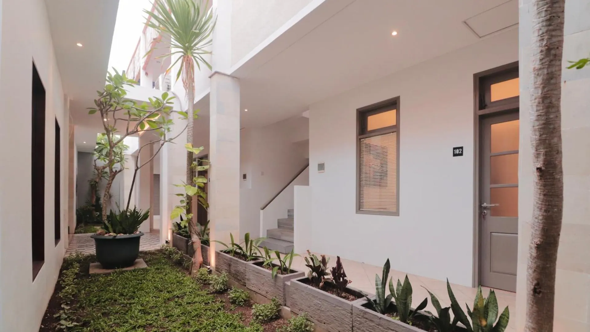 Amaya Residence Jimbaran アパートホテル ジンバラン