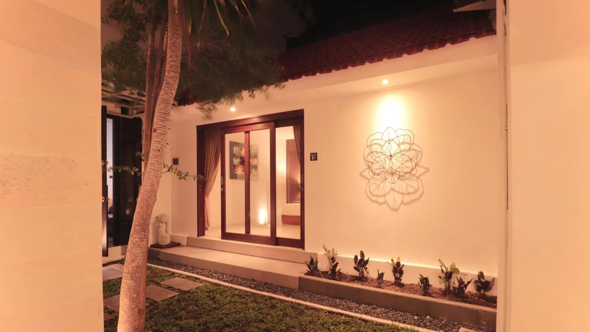 アパートホテル Amaya Residence Jimbaran インドネシア